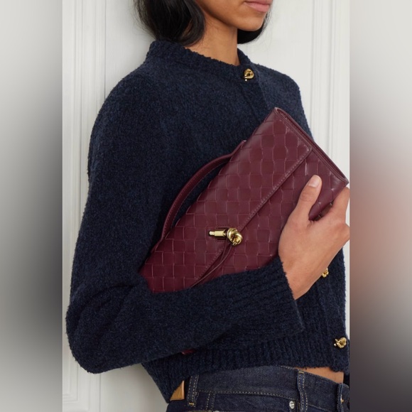 Bottega Veneta wine burgundy andiamo clutch Vegan leather - Picture 2 of 9